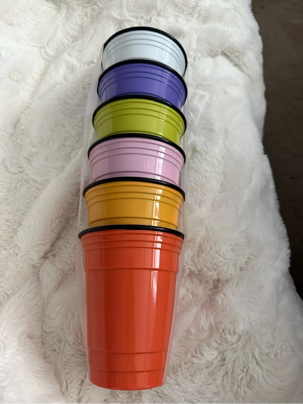 Adorable and fun! 2 cute hand/kitchen towels. 6 thick plastic cups that match